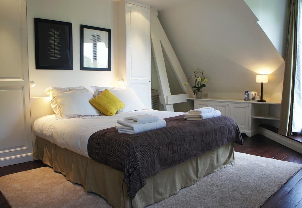 Guest House La Maison Chantecler Uccle Δωμάτιο φωτογραφία