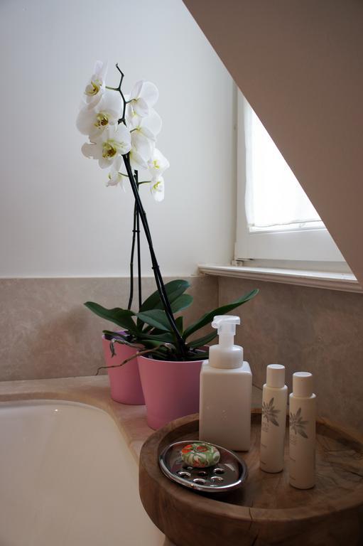Guest House La Maison Chantecler Uccle Δωμάτιο φωτογραφία