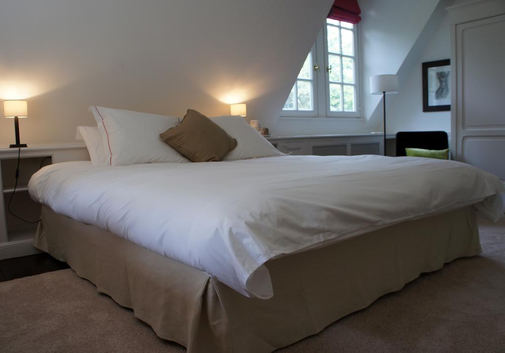 Guest House La Maison Chantecler Uccle Δωμάτιο φωτογραφία